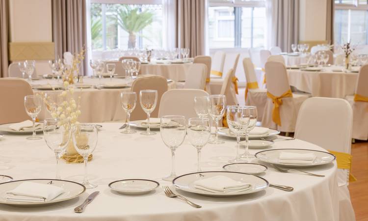 ALCORA III AL VIII Hotel Ilunion Alcora Sevilla Seville ALCORA III AL VIII Hotel Ilunion Alcora Sevilla Seville