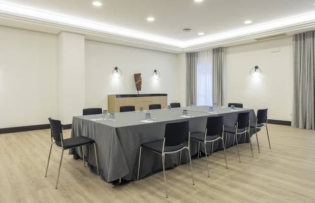 Atrio 2 Hotel ILUNION Alcora Sevilla Seville