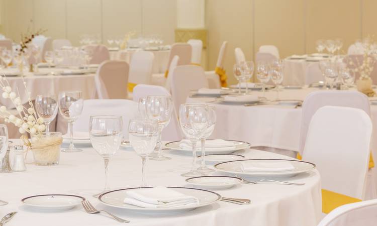 DESPACHO I + II Hotel Ilunion Alcora Sevilla Seville DESPACHO I + II Hotel Ilunion Alcora Sevilla Seville